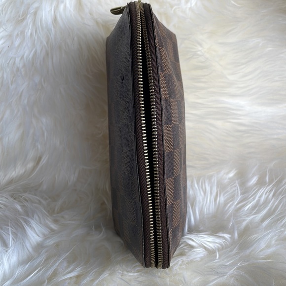 Authentic Louis Vuitton Damier Ebene Cosmetic Pouch - Picture 5 of 16